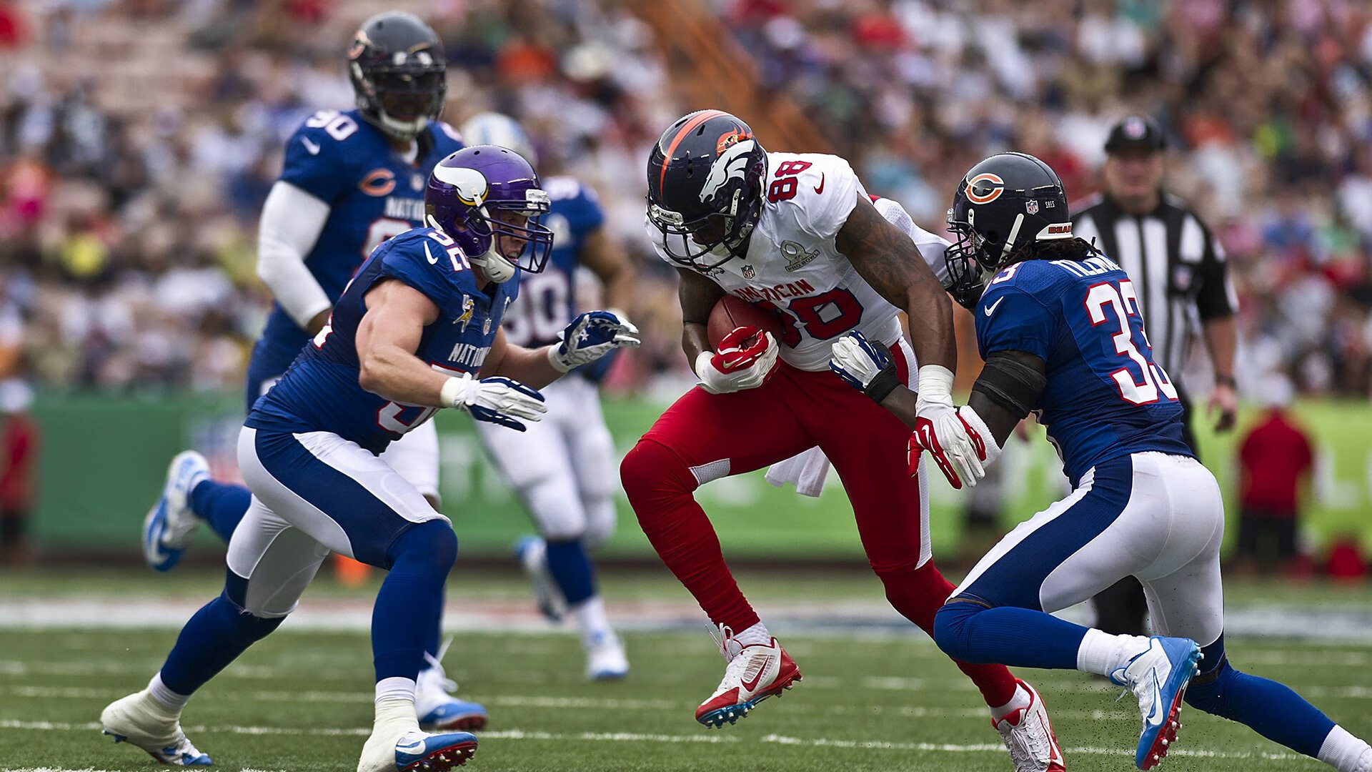 莱万独中两元，德甲射手榜第一人再添战绩，莱万的德甲纪录